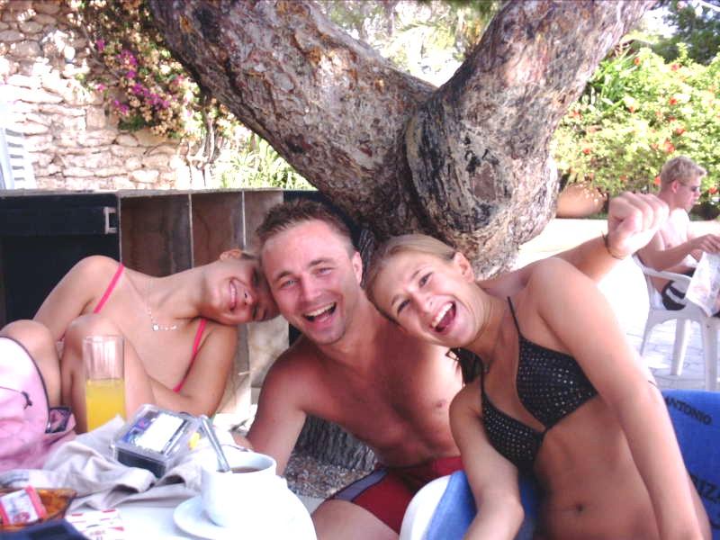 84 - Wibke Al und Romy.jpg